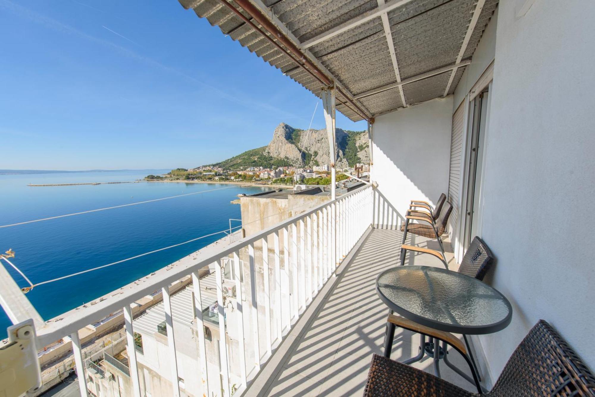 Sunny Apartment Omiš Zewnętrze zdjęcie